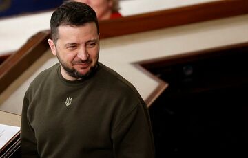 Зеленський: 2023 року Україна отримає допомогу від Нідерландів на 2,5 мільярда євро Зеленський: 2023 року Україна отримає допомогу від Нідерландів на 2,5 мільярда євро