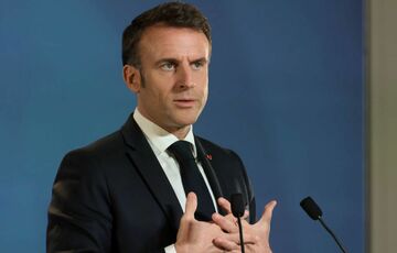 Макрон прокоментував імовірність відправки військових інструкторів в Україну