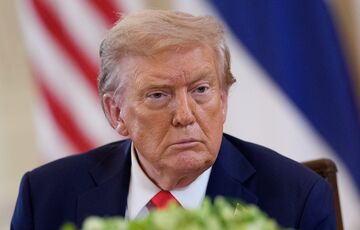 Трамп заявил о сближении России и Индии с Китаем Трамп заявил о сближении России и Индии с Китаем