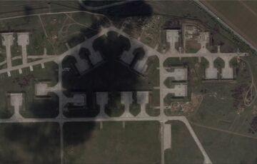 На аэродроме в Джанкое заметили пожар: возможно, горел ЗРК С-500