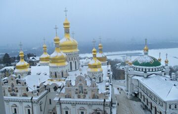 Ченцям УПЦ наказали покинути територію Києво-Печерської лаври