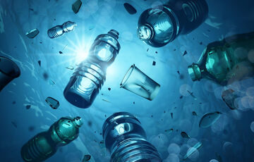 Ученые обнаружили микробы, разлагающие пластик при низких температурах Ученые обнаружили микробы, разлагающие пластик при низких температурах