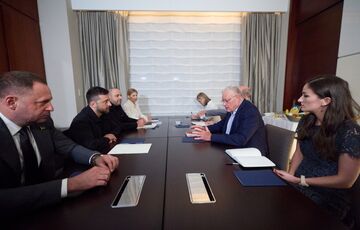 Зеленський зустрівся з Келлогом перед переговорами з Трампом Зеленський зустрівся з Келлогом перед переговорами з Трампом