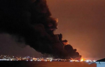 В ВМС рассказали, как Россия может завозить горючее в Крым после удара по нефтебазе В ВМС рассказали, как Россия может завозить горючее в Крым после удара по нефтебазе