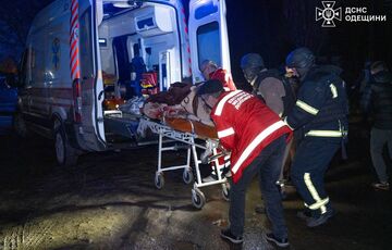 Семь человек пострадали в результате ночной атаки на Одессу