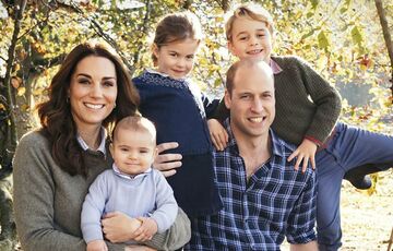 Інсайдер розповів, як принц Вільям і Кейт Міддлтон виховують дітей Інсайдер розповів, як принц Вільям і Кейт Міддлтон виховують дітей