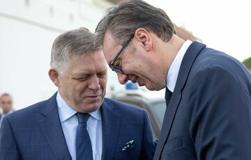 Олександр Вучич і Роберт Фіцо раптово захворіли: обидва планували візит до Путіна 9 травня Олександр Вучич і Роберт Фіцо раптово захворіли: обидва планували візит до Путіна 9 травня