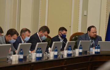 У РНБО запропонували не пускати частину депутатів до Верховної Ради У РНБО запропонували не пускати частину депутатів до Верховної Ради
