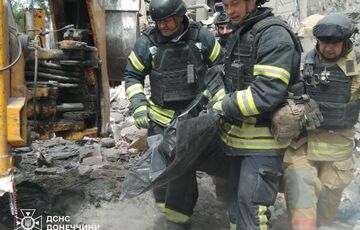 Спасатели завершили разбор завалов дома в Константиновке: нашли тело женщины