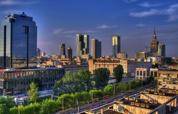 Близько 40% українських біженців у Польщі вже не планують повертатися до України