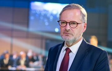 Акаунт прем'єра Чехії зламали та виклали повідомлення про напад російських військових Акаунт прем'єра Чехії зламали та виклали повідомлення про напад російських військових