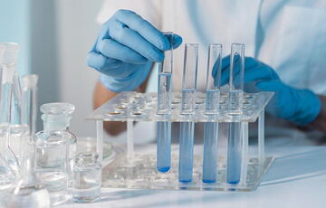 У ДБР відреагували на заяву ”Сінево” про можливе припинення роботи мережі через арешт офісу