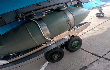 Росіяни скинули КАБи на Миколаївську область: є поранений, пошкоджений склад