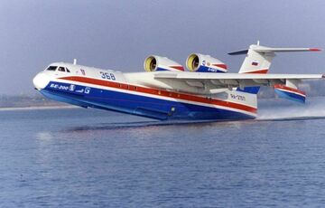 Атака украинских дронов на аэродром Ейск повредила российский самолет-амфибию