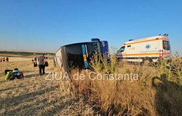 В Румынии перевернулся автобус с украинцами: фото