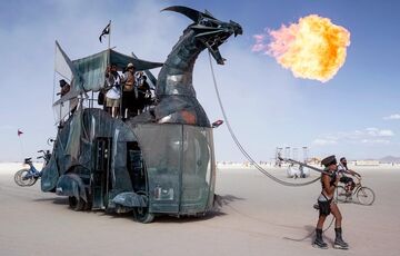 Україна на Burning Man почала спалювати інсталяцію завчасно: навіщо