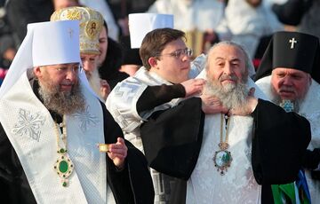 Соцопитування: переважна більшість українців виступила за повну заборону московської церкви