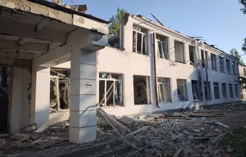 Росіяни вдарили дроном по автобусу на Дніпропетровщині: один загиблий