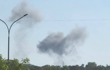 В Бердянске уничтожили штаб и склад россиян