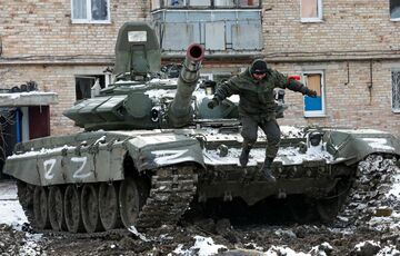 В Купянске пограничники спасли подростков, которых оккупанты закрыли на ”фильтрацию”