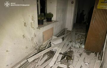 Россияне повредили пожарную часть в Никополе