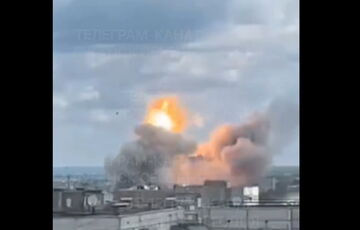 В оккупированном Луганске прогремела серия мощных взрывов: видео 