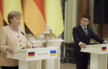 Прощальный визит Меркель в Украину: итоги встречи с Владимиром Зеленским Прощальный визит Меркель в Украину: итоги встречи с Владимиром Зеленским