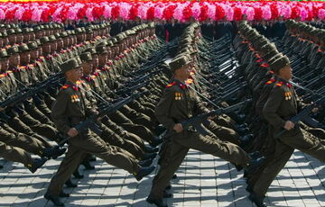 Тысячи военных из Северной Кореи уже находятся в 50 км от украинской границы, - FT