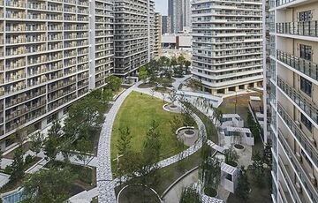 В Токио открыли Олимпийскую деревню