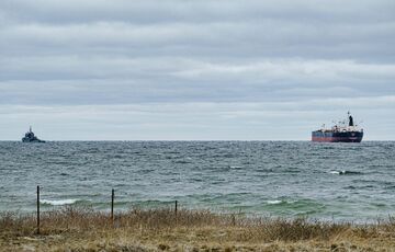 В Эстонии задержали танкер российского ”теневого флота”