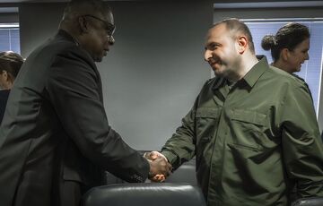 Міністри оборони України та США зустрілися ”за зачиненими дверима”: про що йшлося