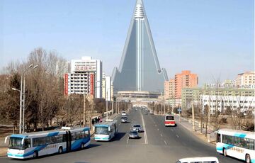 Северная Корея тайно передает России артиллерийские снаряды