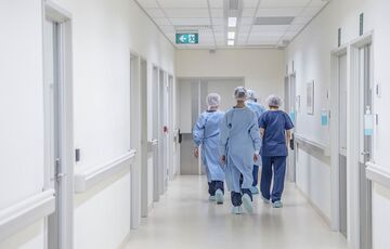 Коронавірус в Україні: хто став лідером за темпами поширення інфекції