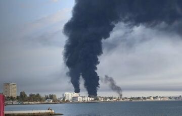Удар по нафтовому терміналу в Феодосії: окупанти проводять евакуацію