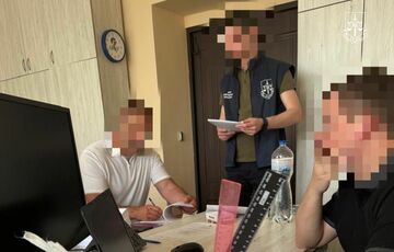 Адвокат из Днепра на руководящих должностях в полиции скупал квартиры во Львове, записывая их на родню