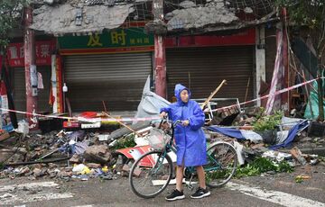 Землетрус в Китаї: стався великий витік алкоголю