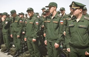 Минус самолет и два вертолета: Россия потеряла в войне против Украины 28 тысяч солдат