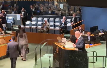 Делегации ООН массово покинули зал перед выступлением премьер-министра Израиля Нетаньяху Делегации ООН массово покинули зал перед выступлением премьер-министра Израиля Нетаньяху