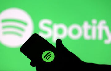 Spotify удалил страницы российских певцов-путинистов Spotify удалил страницы российских певцов-путинистов