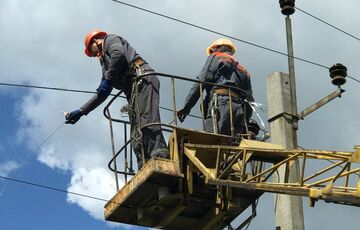 Тысячи жителей Запорожья остались без света из-за российской атаки