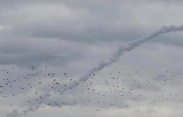 Окупанти зранку атакують Україну ”Кинжалами” та іншими ракетами: у Києві перебої зі світлом та водою Окупанти зранку атакують Україну ”Кинжалами” та іншими ракетами: у Києві перебої зі світлом та водою