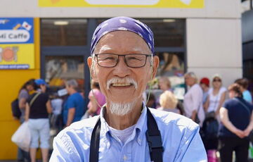 Известный японский волонтер Фуминори Цучико может потерять возможность легально пребывать в Украине