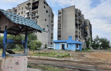 Генштаб ЗСУ: окупанти почали вивозити свої війська з Луганська Генштаб ЗСУ: окупанти почали вивозити свої війська з Луганська