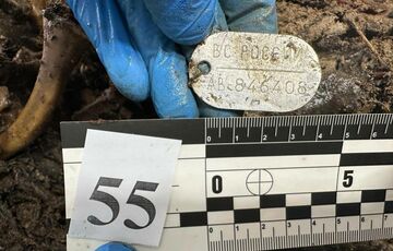 Украина вернула России тела двух российских военных, которые Кремль пытался выдать за погибших украинцев