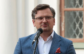 Кулеба: Украина намерена закупать оружие у европейских стран 