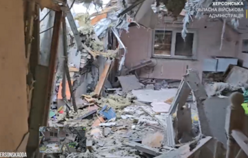 Росіяни атакували маршрутку в Херсоні: одна людина загинула, п'ятеро отримали поранення