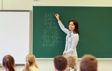 День учителя 3 октября: особенности и история праздника