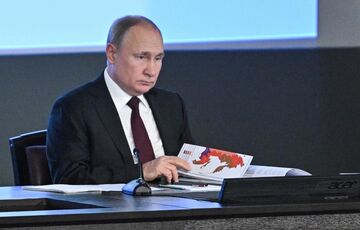 Грозєв: Путін готує ”новий етап” війни та дав завдання олігархам Грозєв: Путін готує ”новий етап” війни та дав завдання олігархам