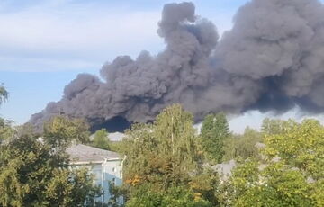 У Росії горить черговий завод: відео