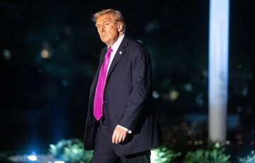 Трамп заявил о непостижимой ненависти между Зеленским и Путиным Трамп заявил о непостижимой ненависти между Зеленским и Путиным